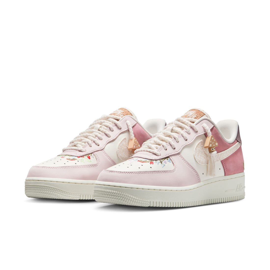WMNS Nike Air Force 1 '07 LX (Sail/Sail/Sail/Pearl Pink)