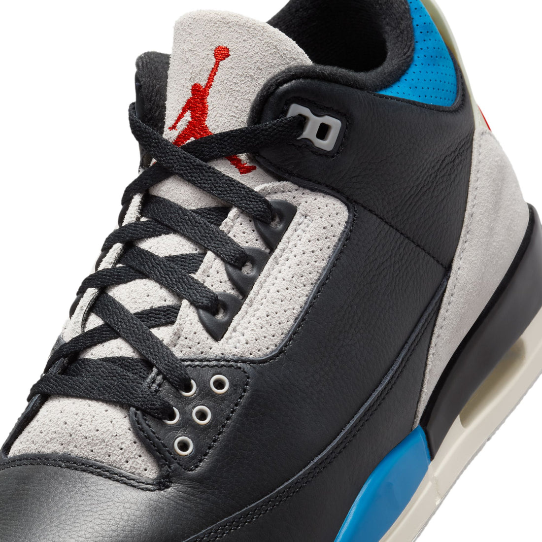 Air Jordan 3 Retro OG (Black/Chile Red/Neutral Grey)