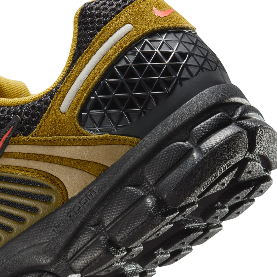 Nike Zoom Vomero 5 PRM (Olive Flax/Piante Red/Black)