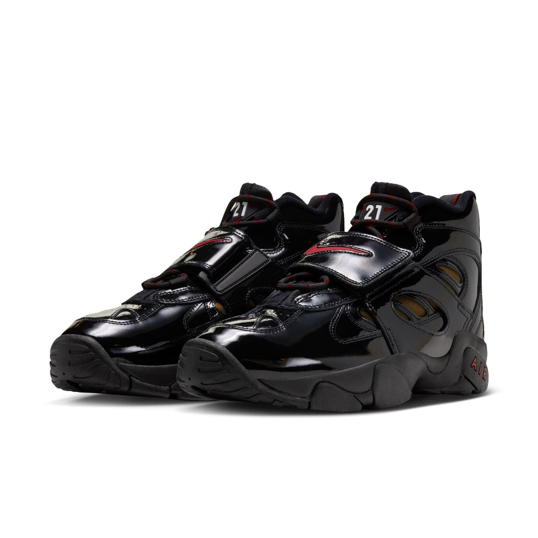 Nike Air Diamond Turf II (Black/Team Red/Metallic Gold)