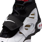 Nike Air Diamond Turf II (Black/White/Fire Red)
