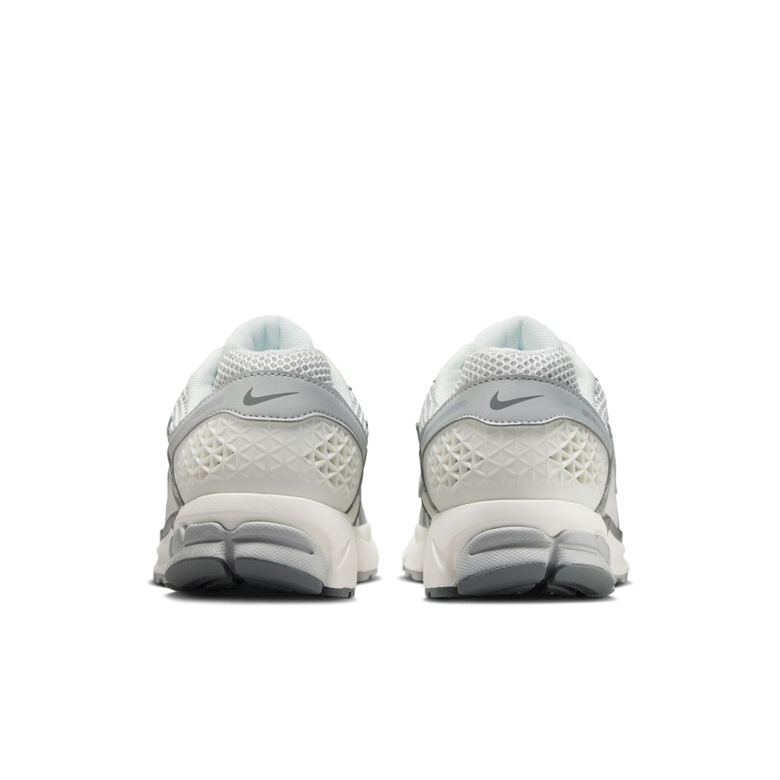 Nike Zoom Vomero 5 (Summit White/Metallic Silver)