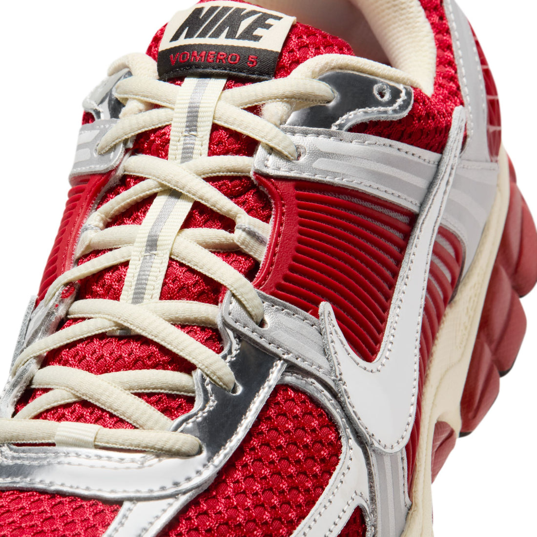 Nike Zoom Vomero 5 (Gym Red/Chrome/Metallic Silver)