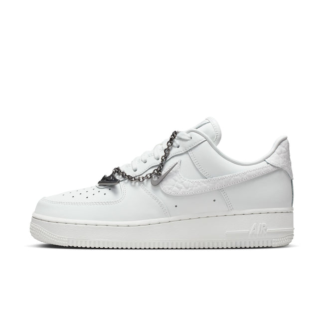WMNS Nike Air Force 1 '07 LO (Summit White/Summit White)