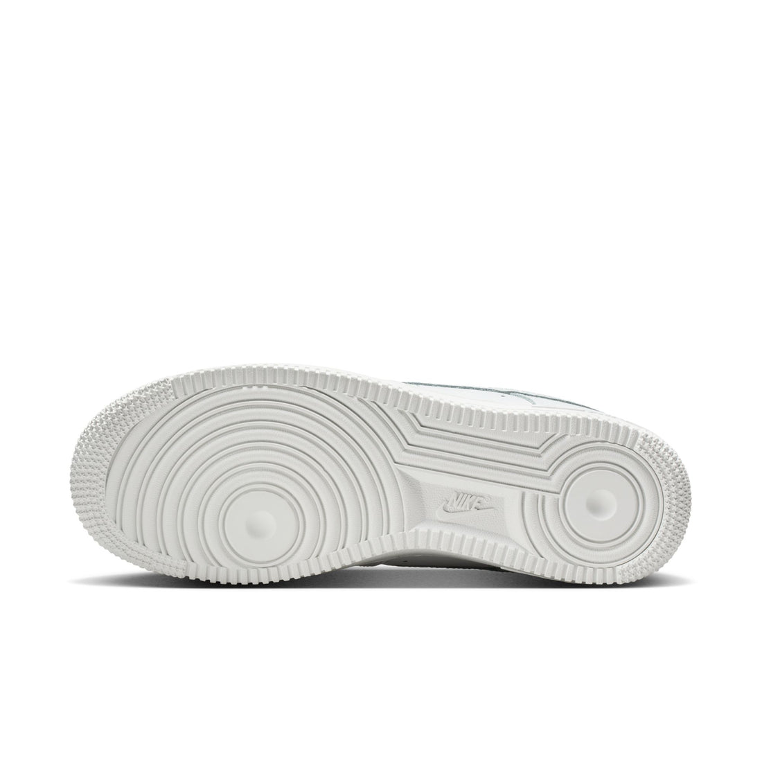 WMNS Nike Air Force 1 '07 LO (Summit White/Summit White)