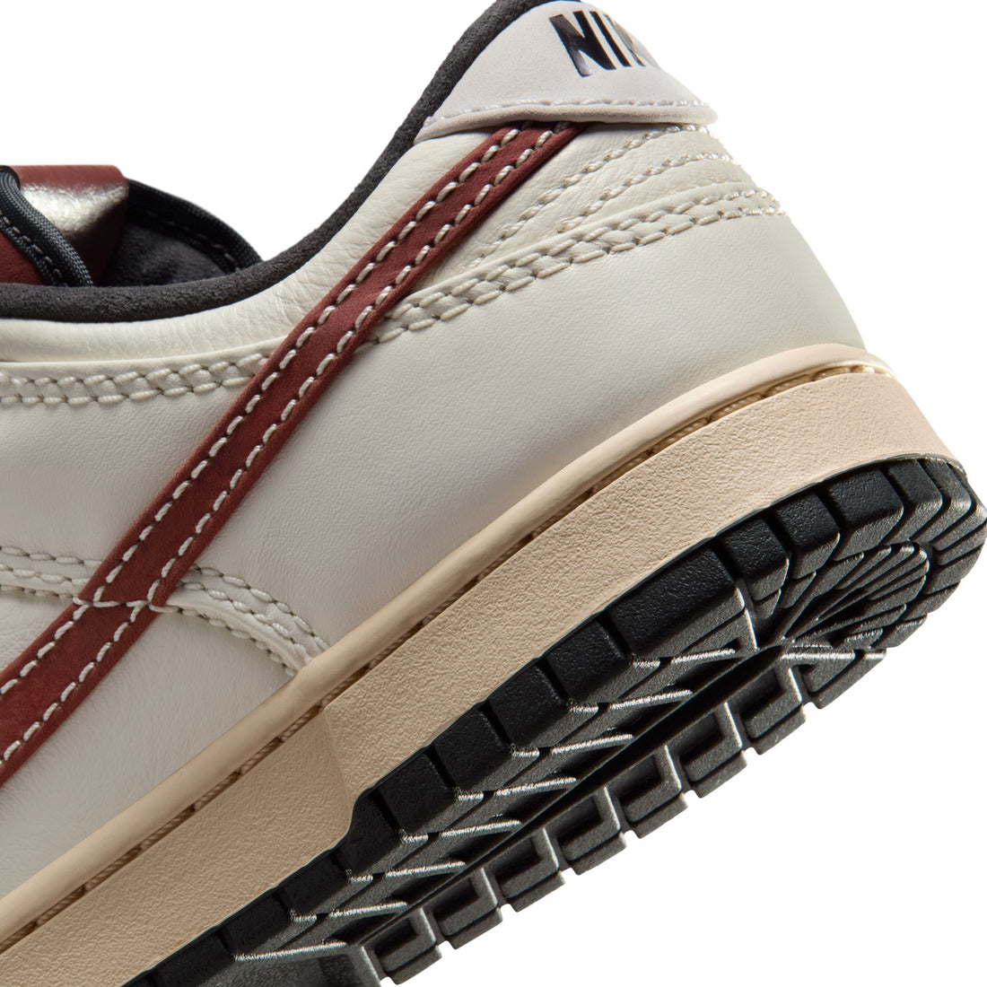 Nike Dunk Low (Dark Pony/Soft Pearl)