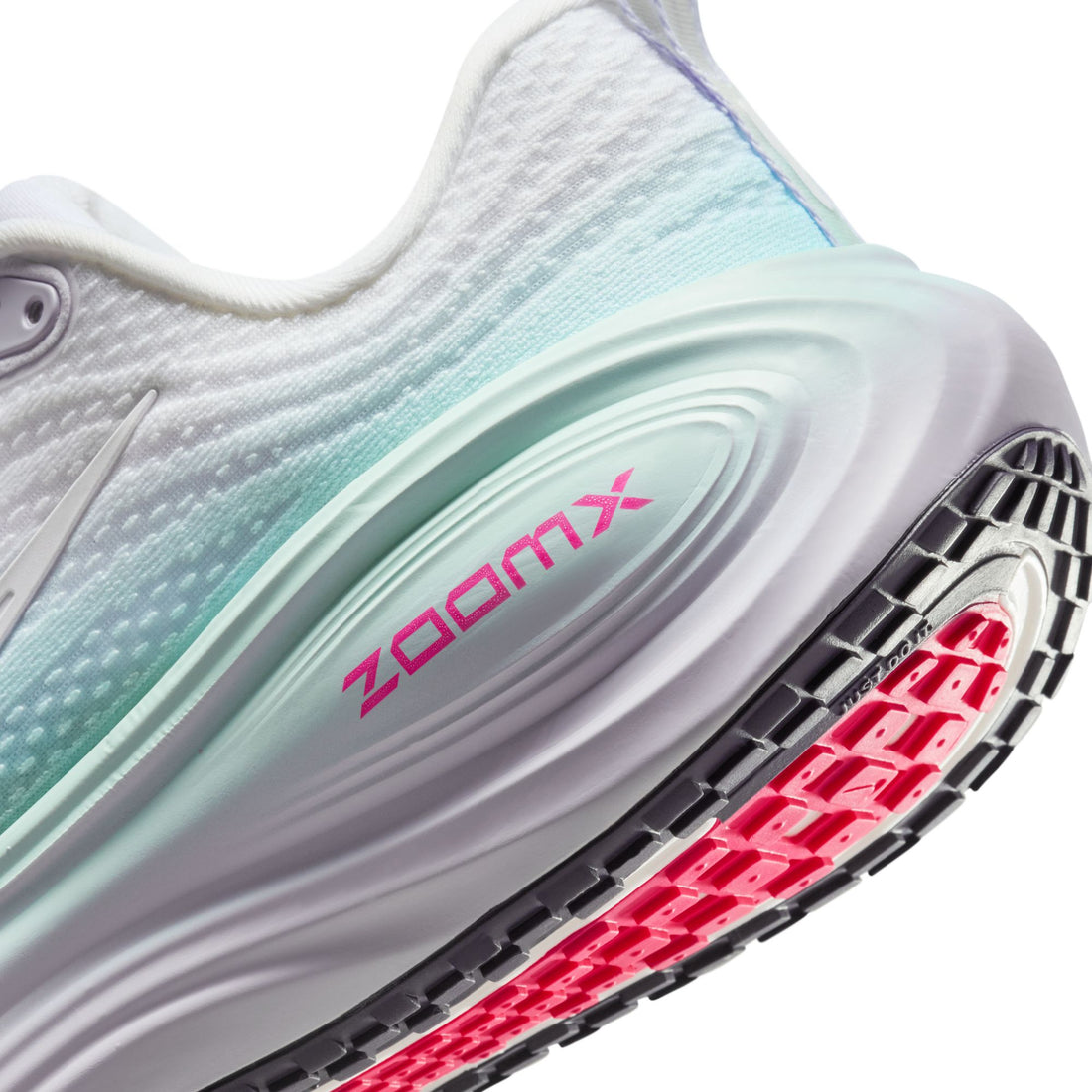 WMNS Nike Vomero Plus (White/Dark Raisin/Multicolor)