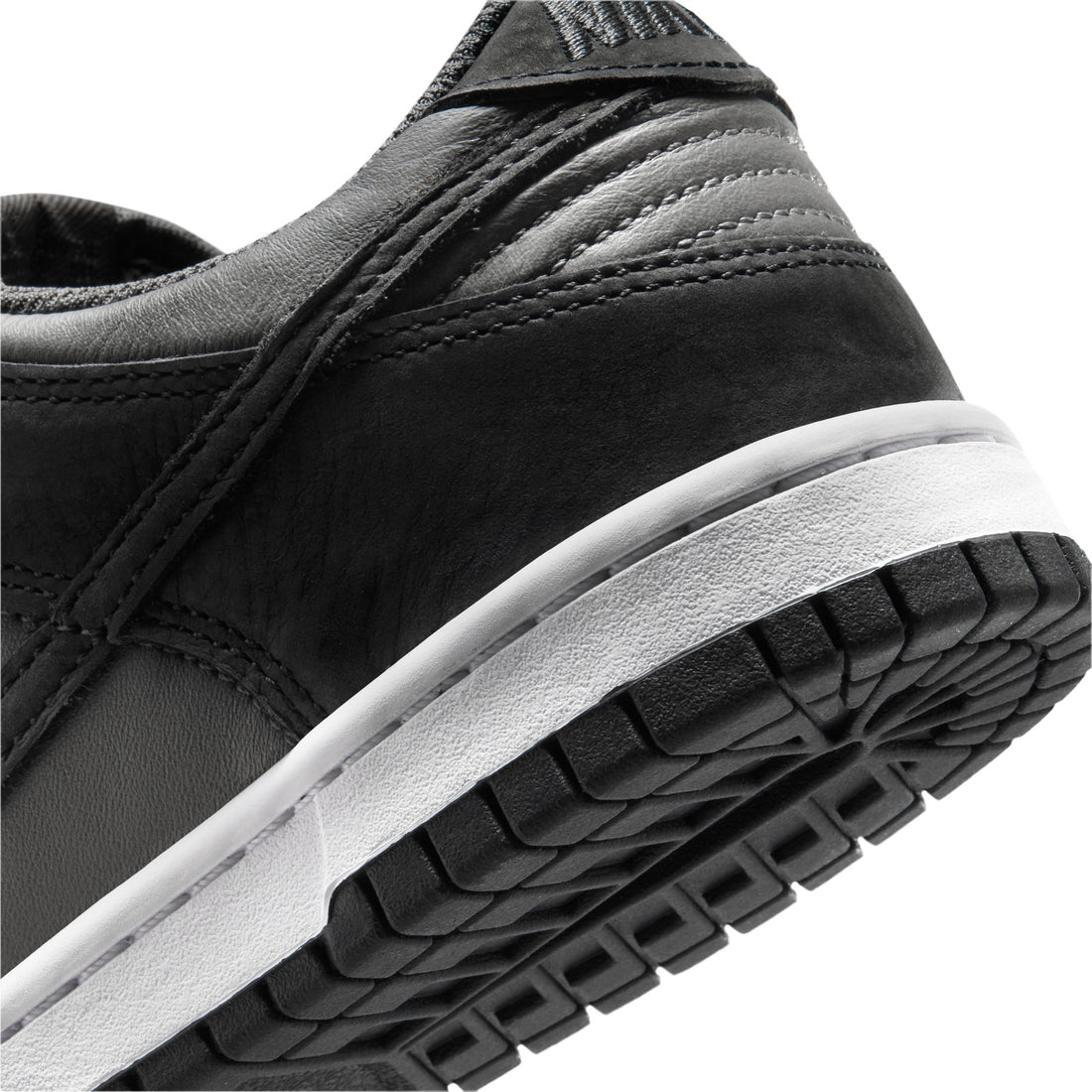Nike Dunk Low SE GS (Medium Ash/Black/White)