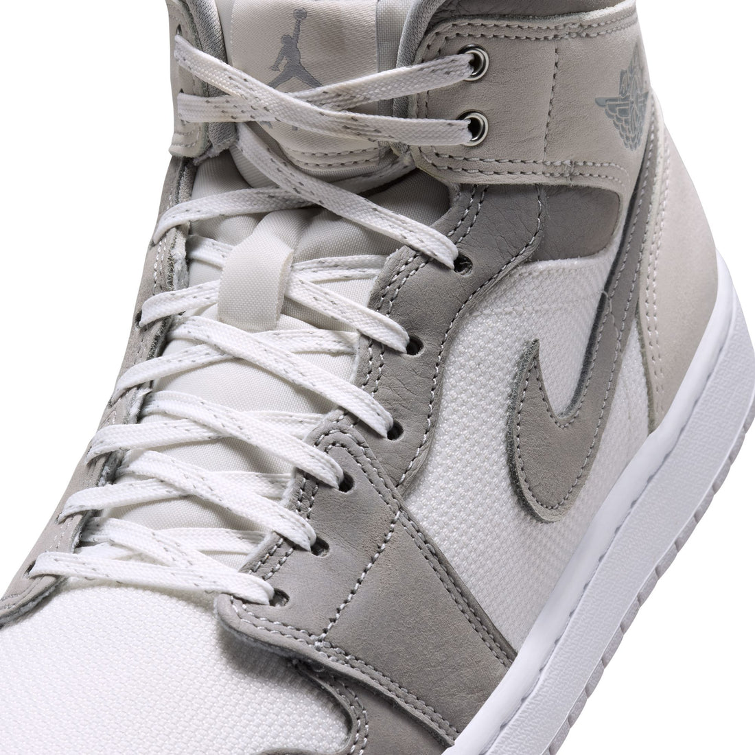 Air Jordan 1 Mid SE (Summit White/LT Smoke Grey/Phantom/Sail)