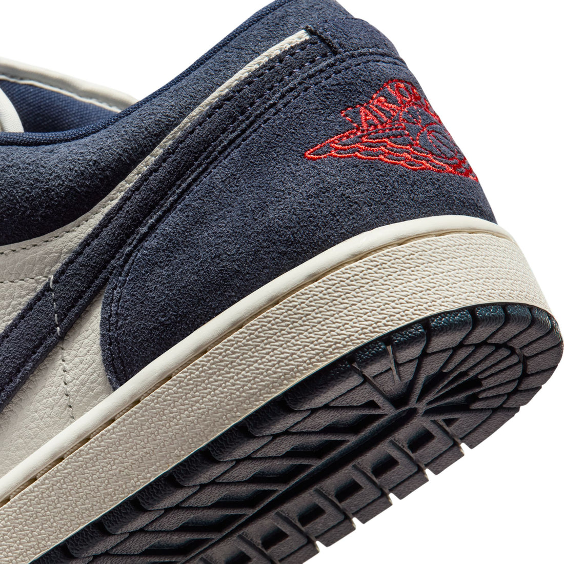 Air Jordan 1 Low SE (Obsidian/Obsidian)