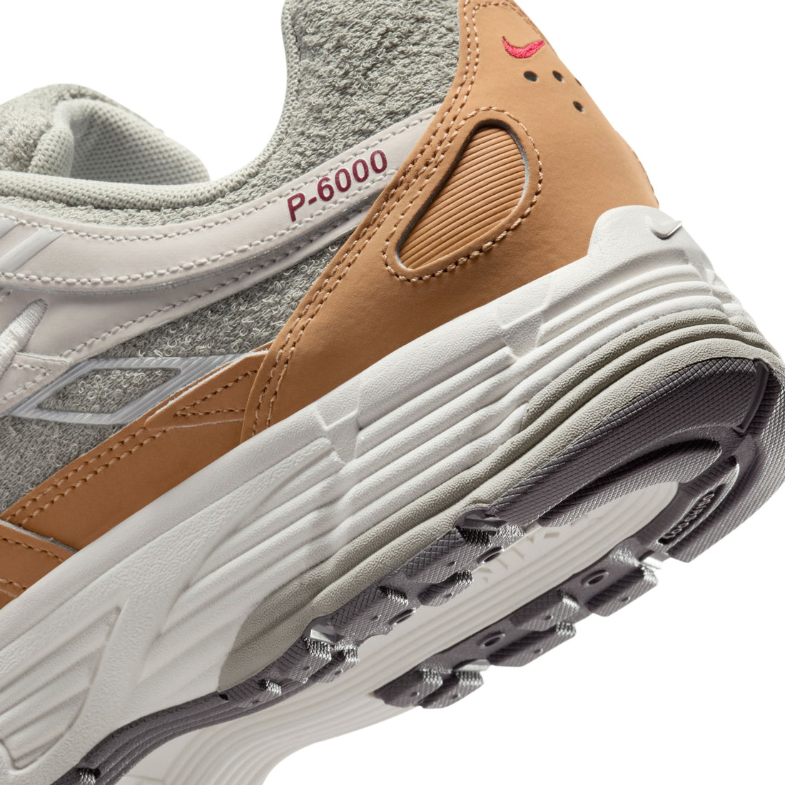 Nike P-6000 (Spruce Fog/Sail/Phantom)