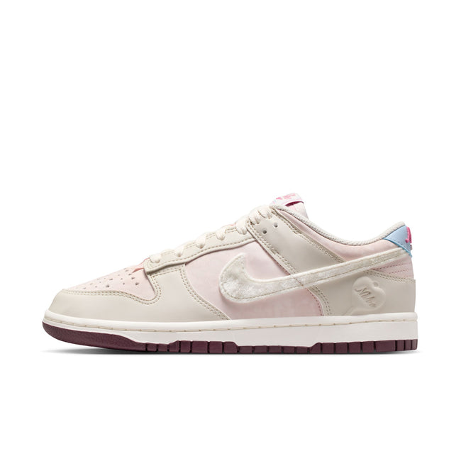 WMNS Nike Dunk Low (Silt Red/Sail/Light Bone)
