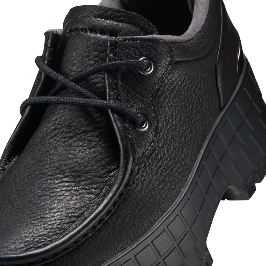 WMNS Air Jordan Brooklyn (Black/Metallic Silver)