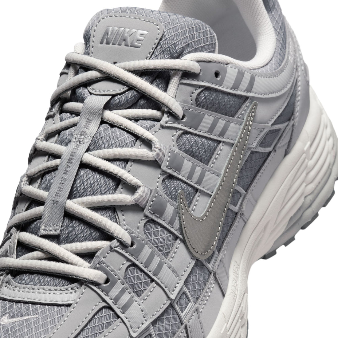 Nike P-6000 SE (LT Smoke Grey/Metallic Silver)