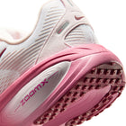 WMNS Nike Vomero 18 (White/Peony/Pearl Pink)