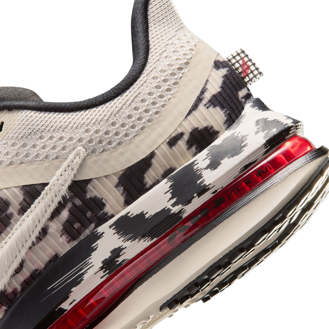 WMNS Nike Pegasus PR (LT Orewood Brn/Sail/Black)