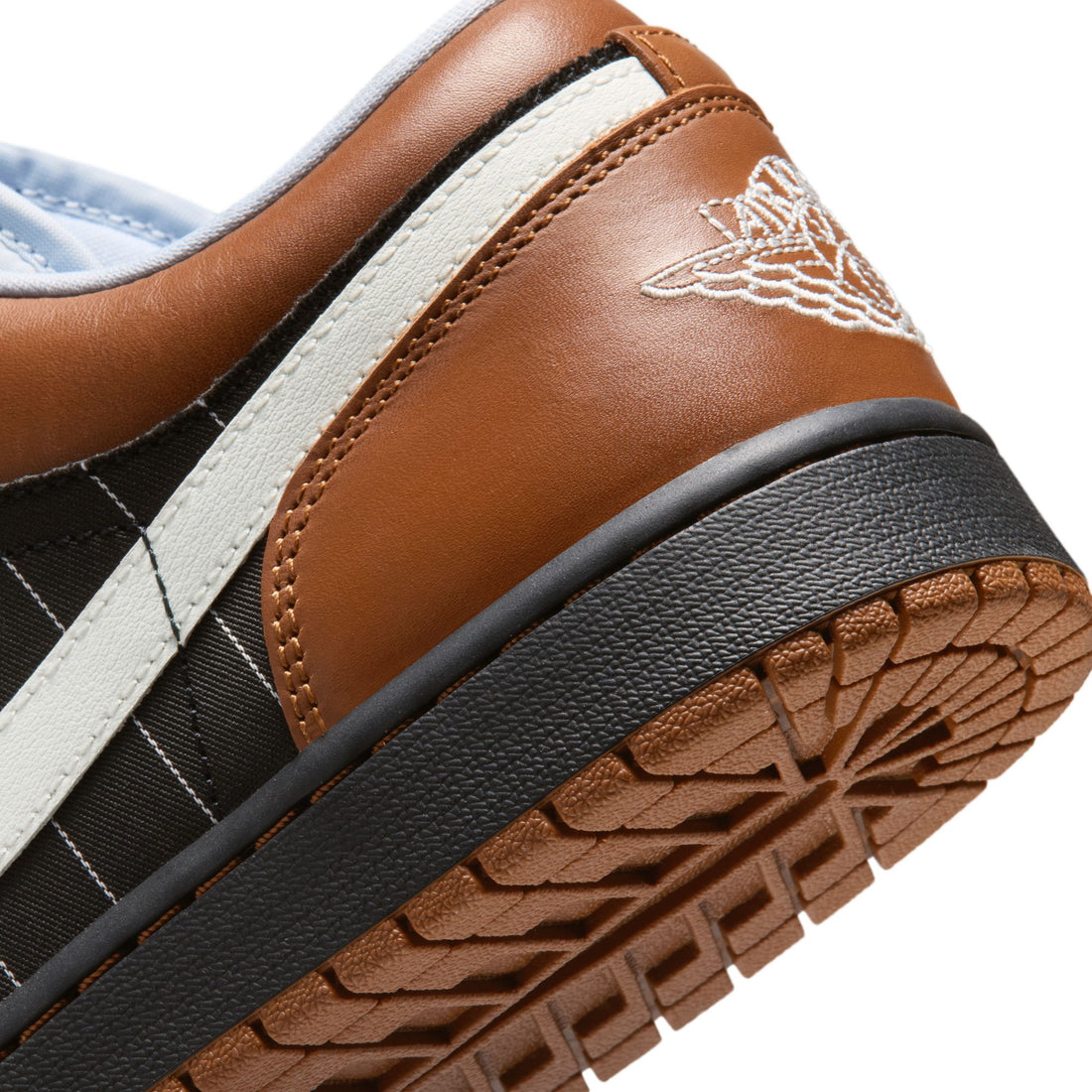 Air Jordan 1 Low SE (Black/Sail/Black)