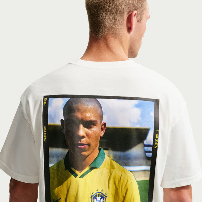 Nike "R9" T-Shirt
