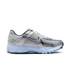 WMNS Nike Zoom Vomero 5 (Photon Dust/Metallic Silver)