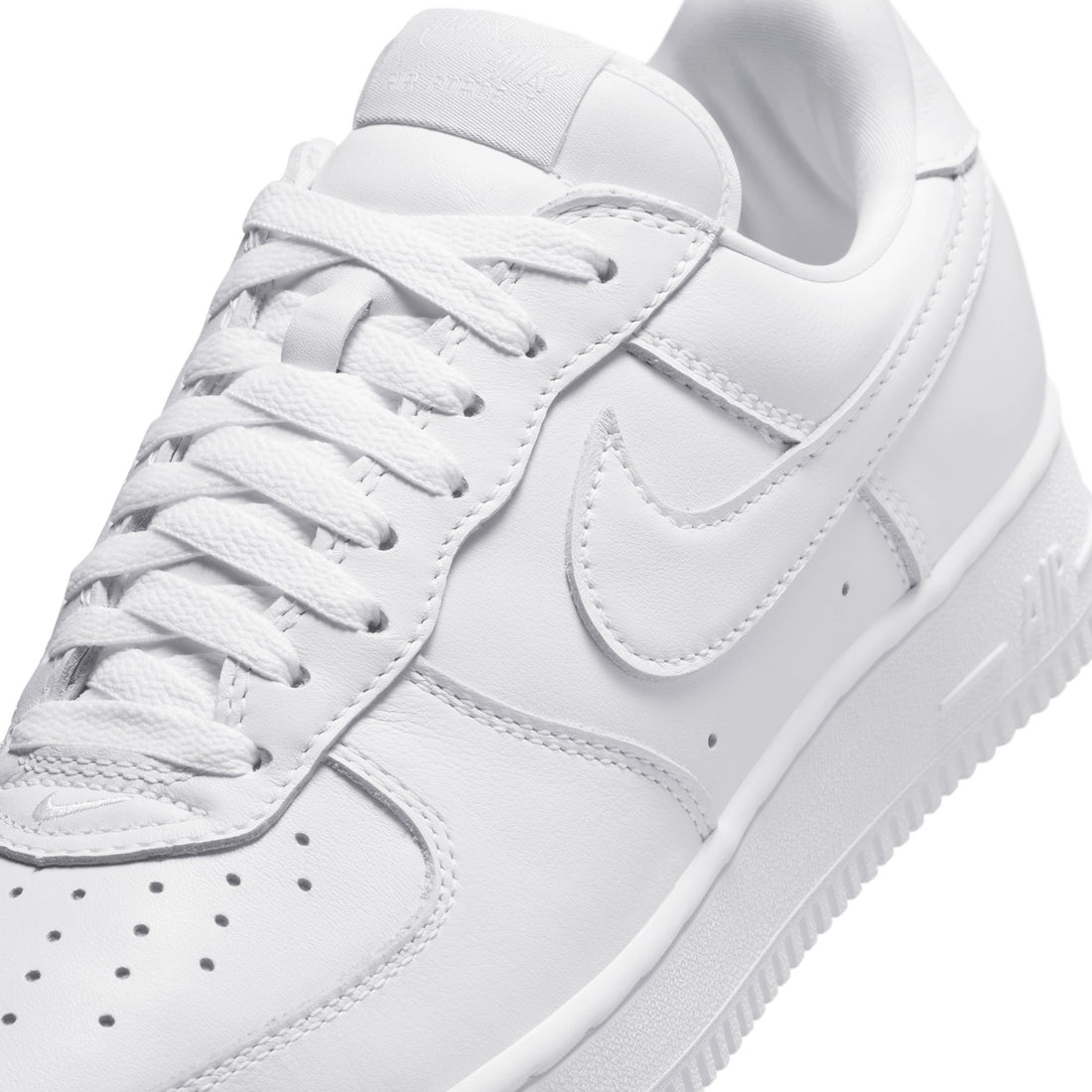 Nike Air Force 1 '01 (White/White/White)