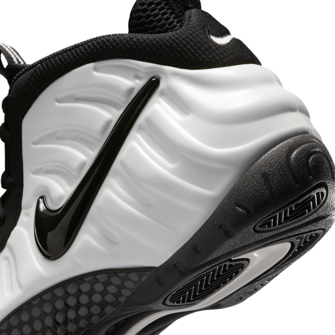 Nike Air Foamposite Pro (Summit White/Black)