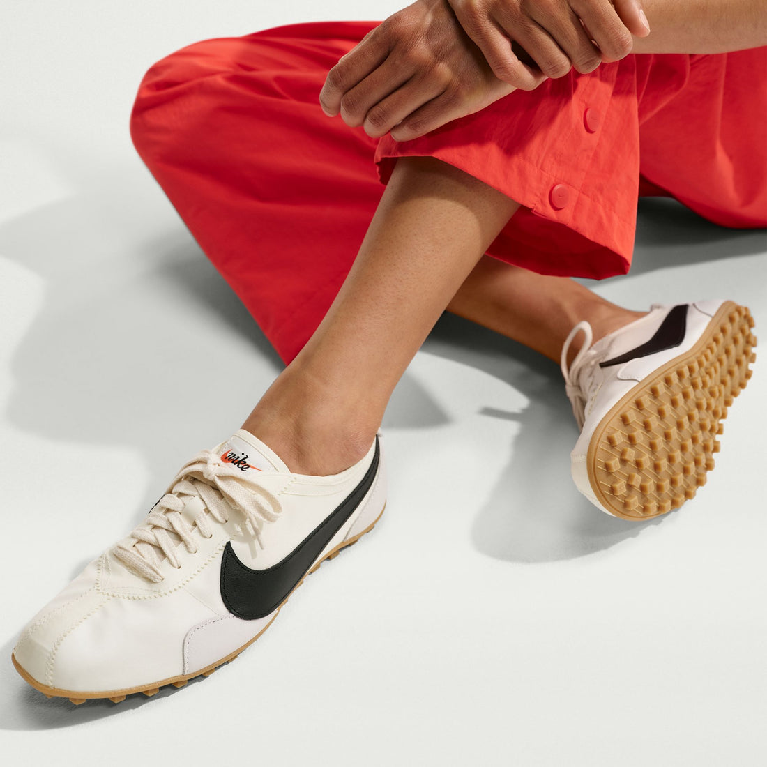 WMNS Nike Moon Shoe OG (Sail/Black/Sail)
