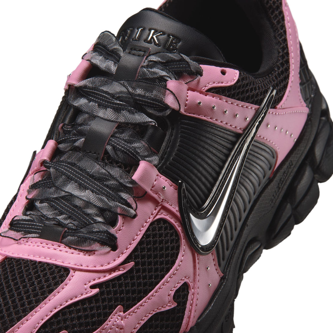 WMNS Nike Zoom Vomero 5 (Black/Metallic Silver)