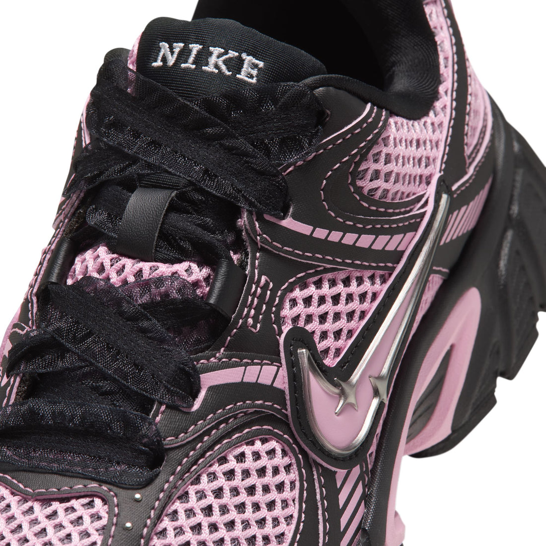 WMNS Nike V5 RNR (Black/Medium Soft Pink)