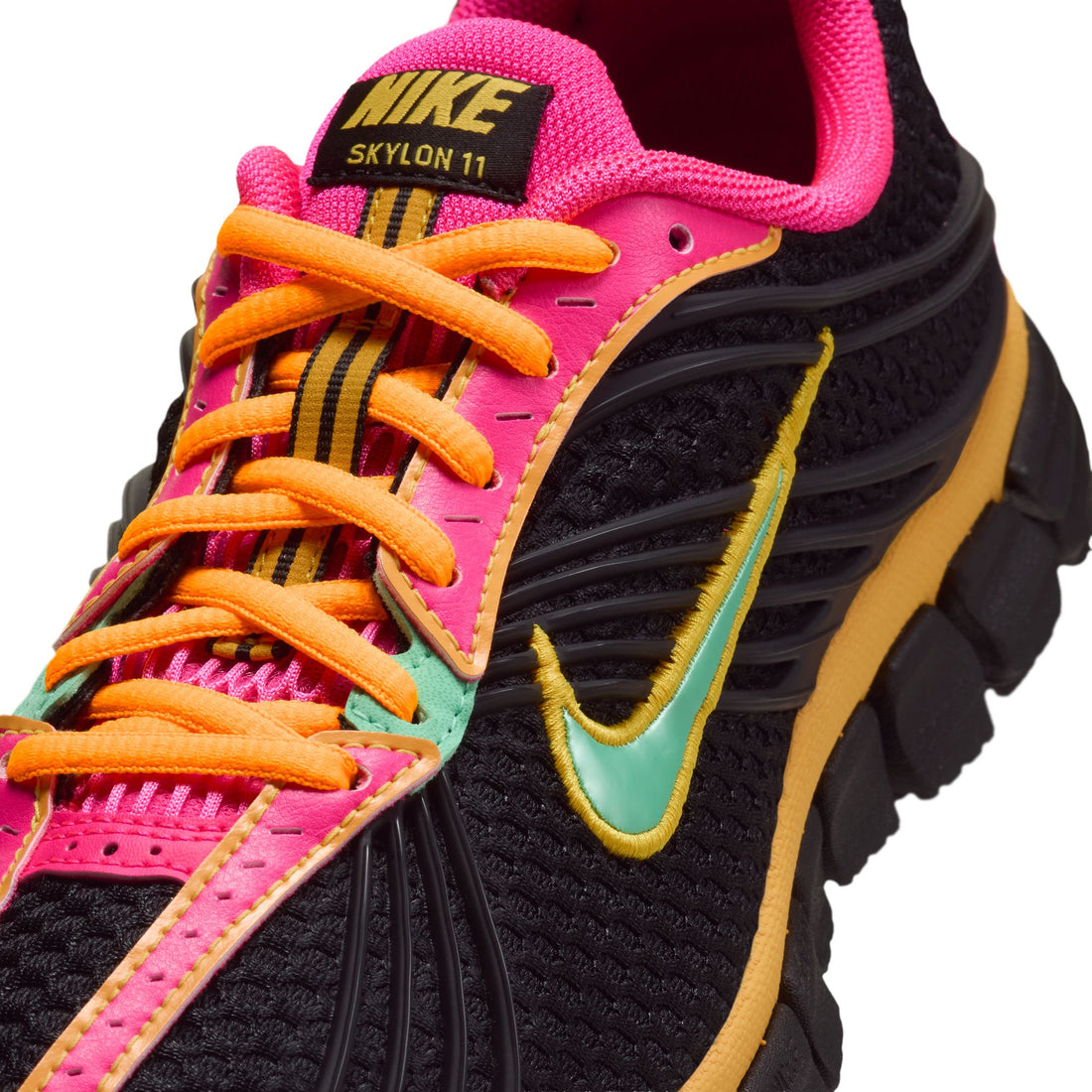 WMNS Nike Zoom Skylon 11 (Black/Green Glow/Pink)