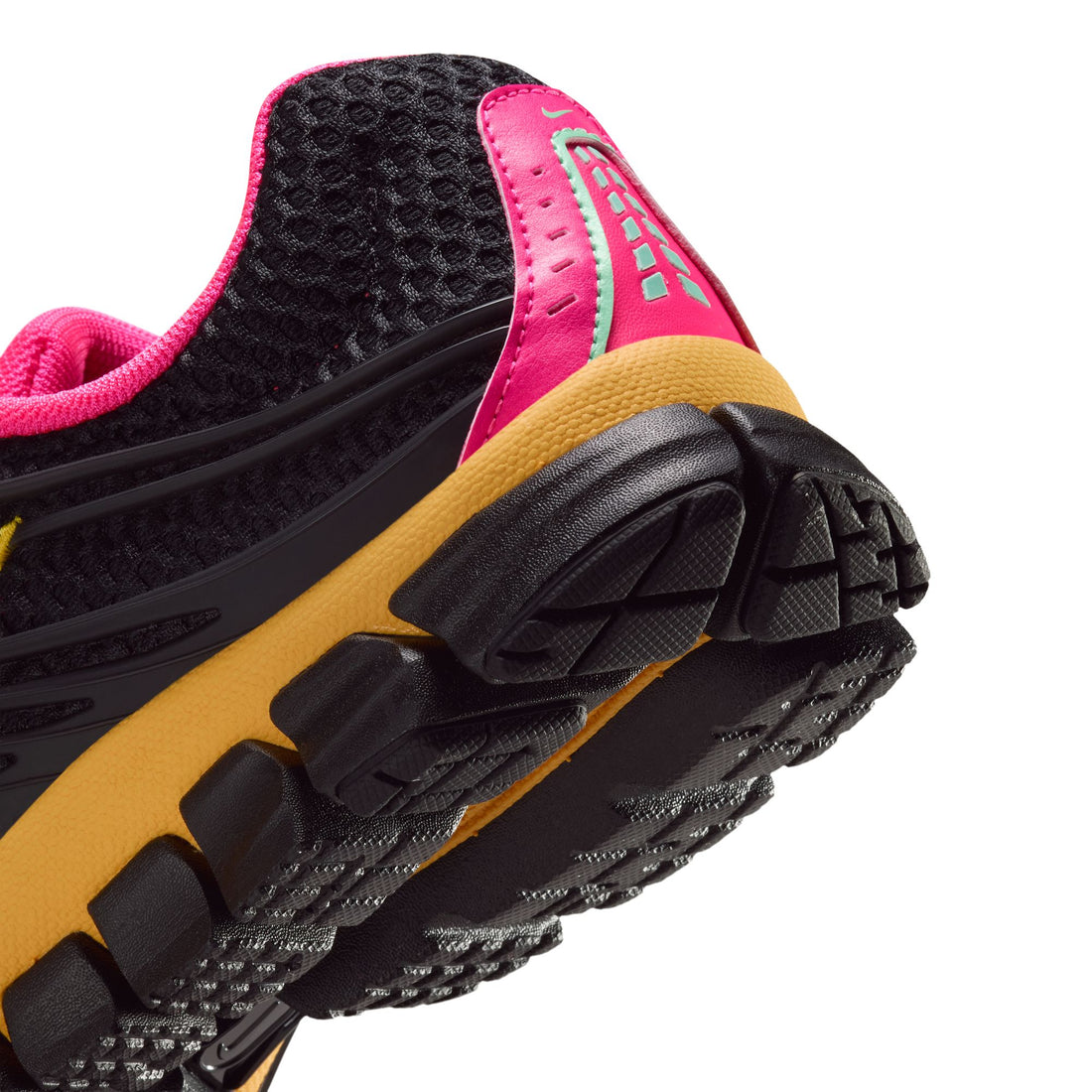 WMNS Nike Zoom Skylon 11 (Black/Green Glow/Pink)