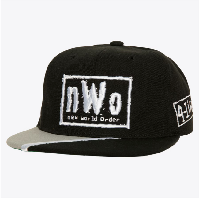 Mitchell & Ness WWE Deadstock Snapback New World Order (Black)