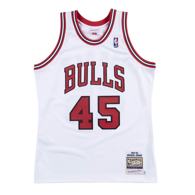 Mitchell & Ness NBA Authentic Bulls 1995 Michael Jordan Jersey (Black)