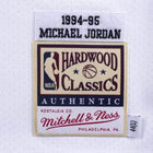 Mitchell & Ness NBA Authentic Bulls 1995 Michael Jordan Jersey (Black)